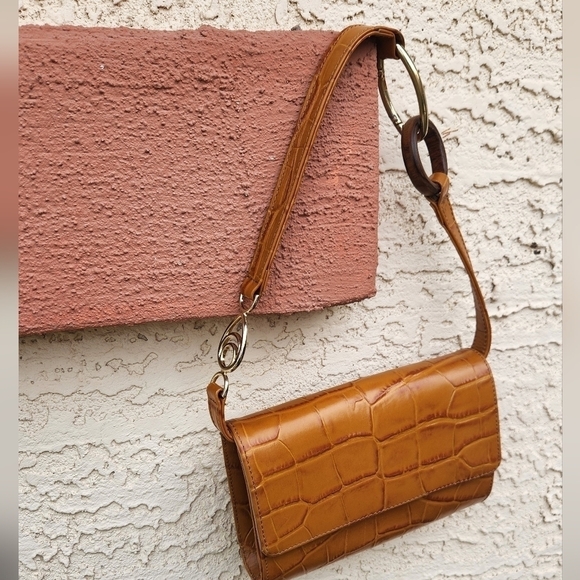 BROTHER VELLIES LIJADU CROC-EMBOSSED LEATHER SHOULDER BAG AND CLUTCH - Picture 3 of 9